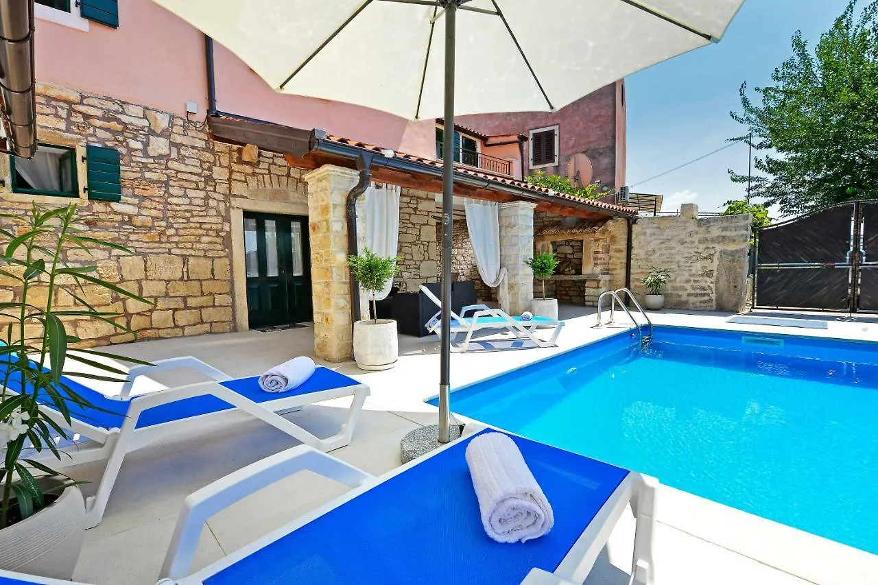 Villa Lory Sveti Lovreč Pazenatički