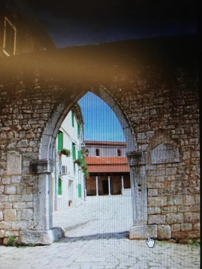 Lory Villa Sveti Lovrec Pazenaticki Croatia